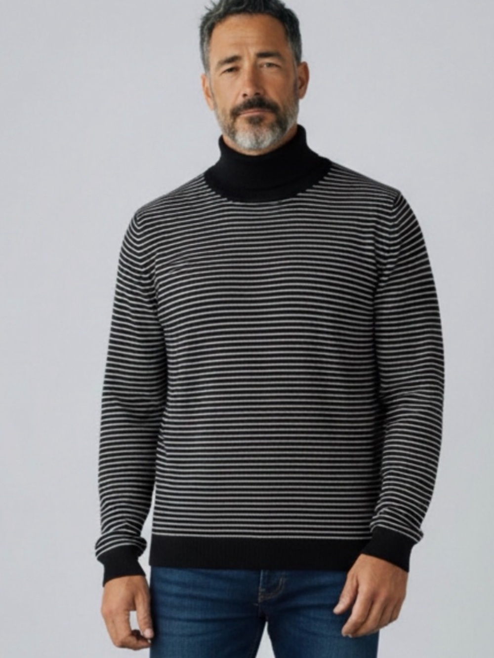 Express Men’s Cashmere and Wool Blend Turtleneck Sweater L Black Ivory